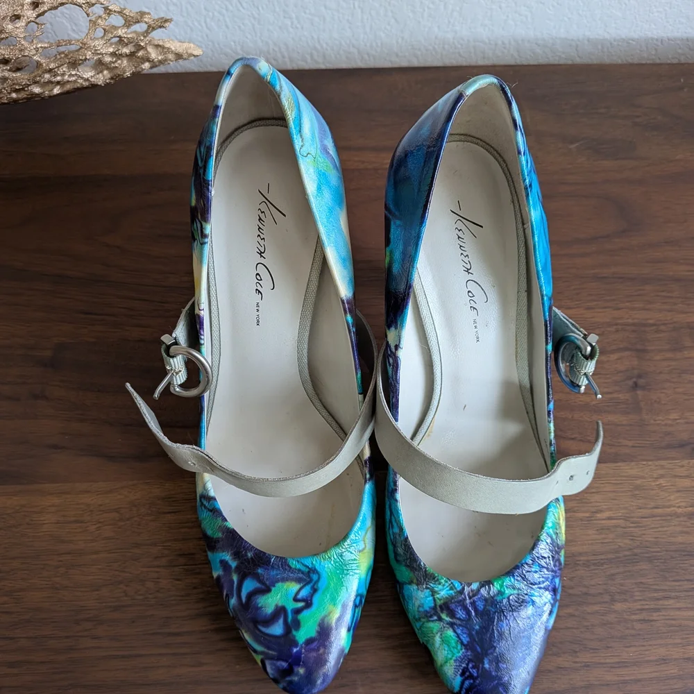 Kenneth Cole New York 100% Leather Hand Painted Heels (Size 8.5) - Picture 2 of 12